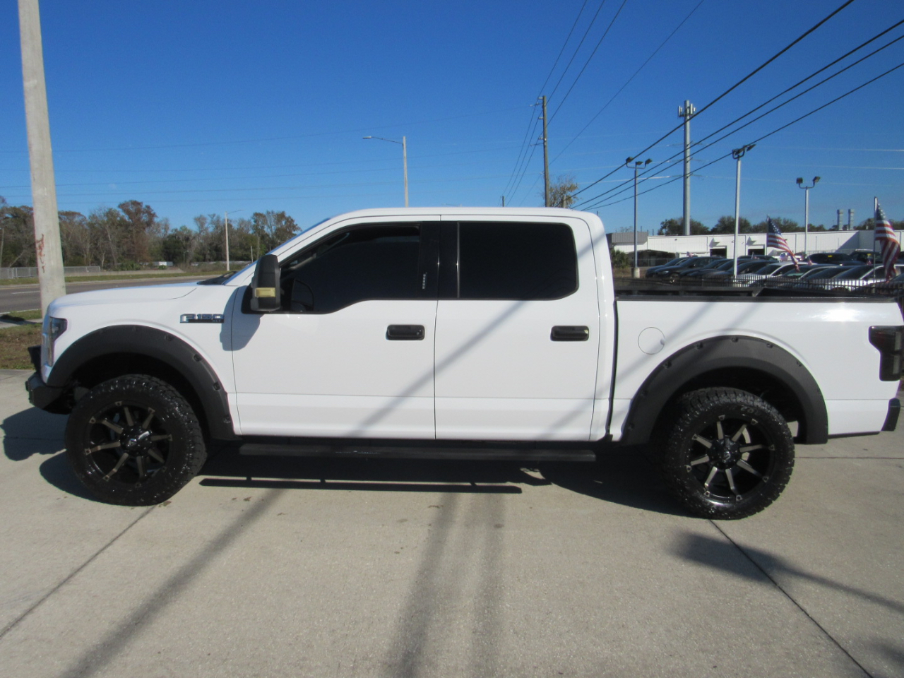 Ford F-150 2WD SuperCrew 150" XLT 2016