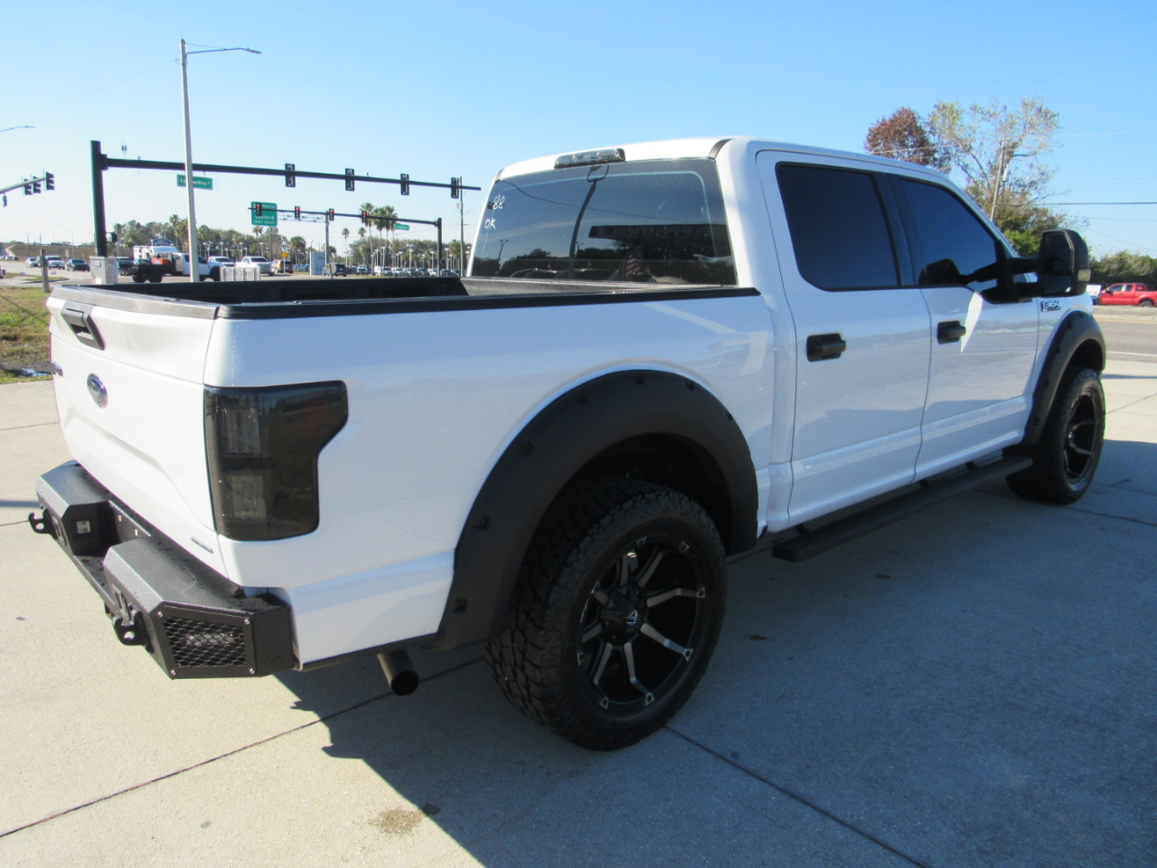 Ford F-150 2WD SuperCrew 150" XLT 2016