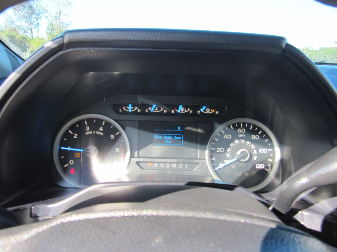 Ford F-150 2WD SuperCrew 150" XLT 2016