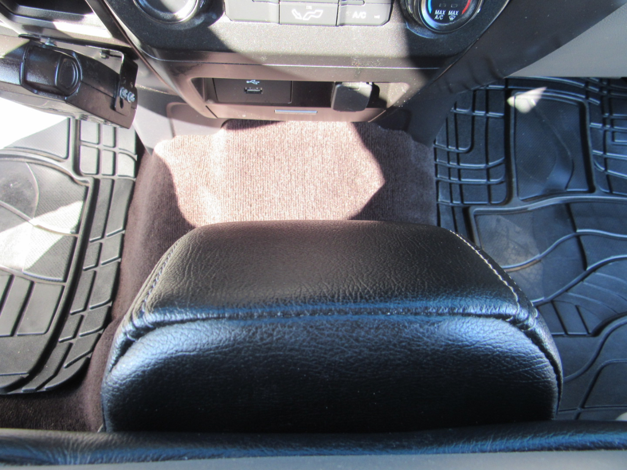 Ford F-150 2WD SuperCrew 150" XLT 2016