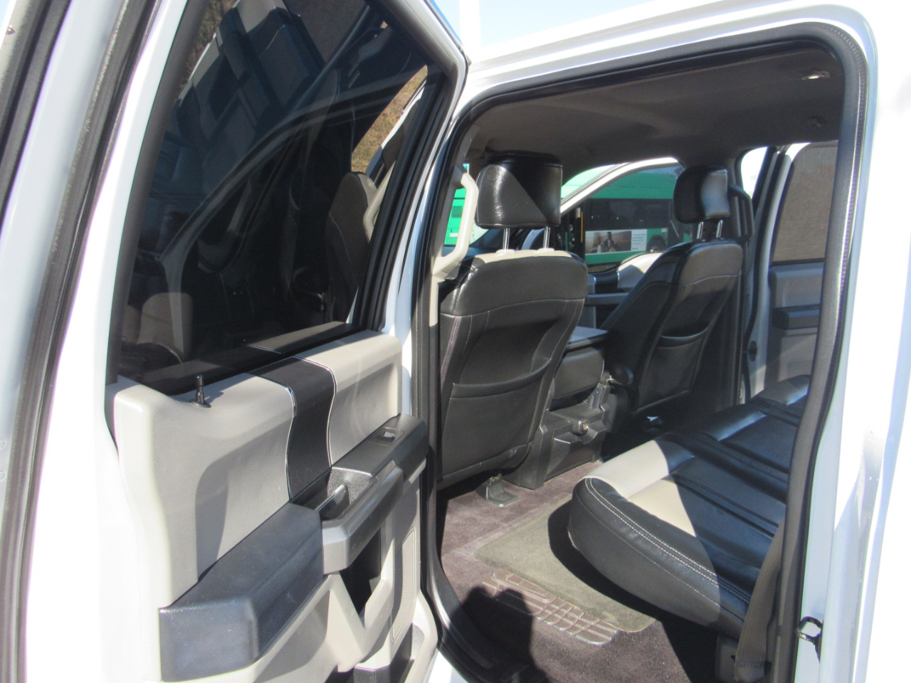 Ford F-150 2WD SuperCrew 150" XLT 2016