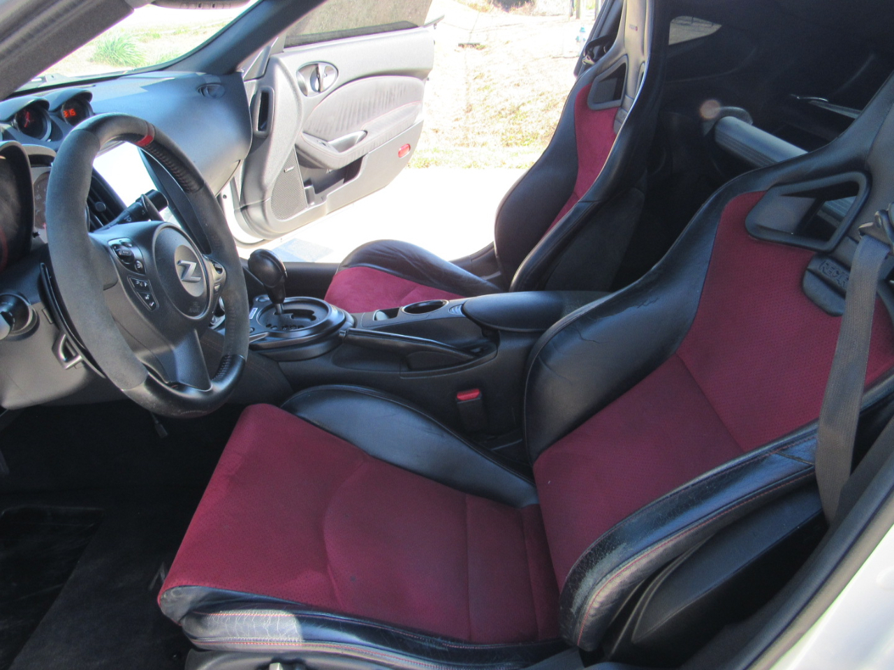 Nissan 370Z 2dr Cpe Auto NISMO Tech 2016