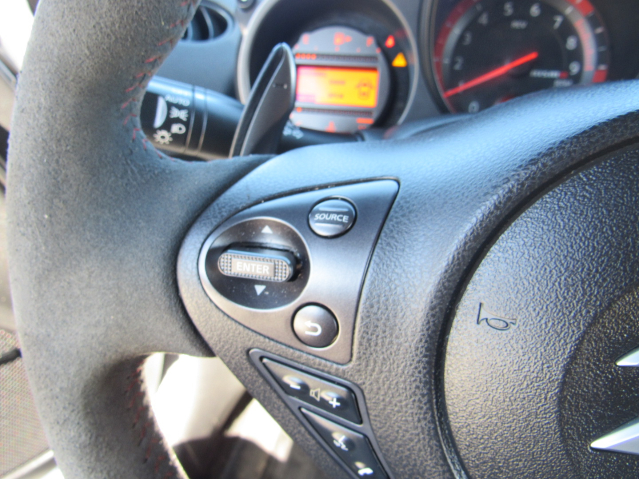 Nissan 370Z 2dr Cpe Auto NISMO Tech 2016