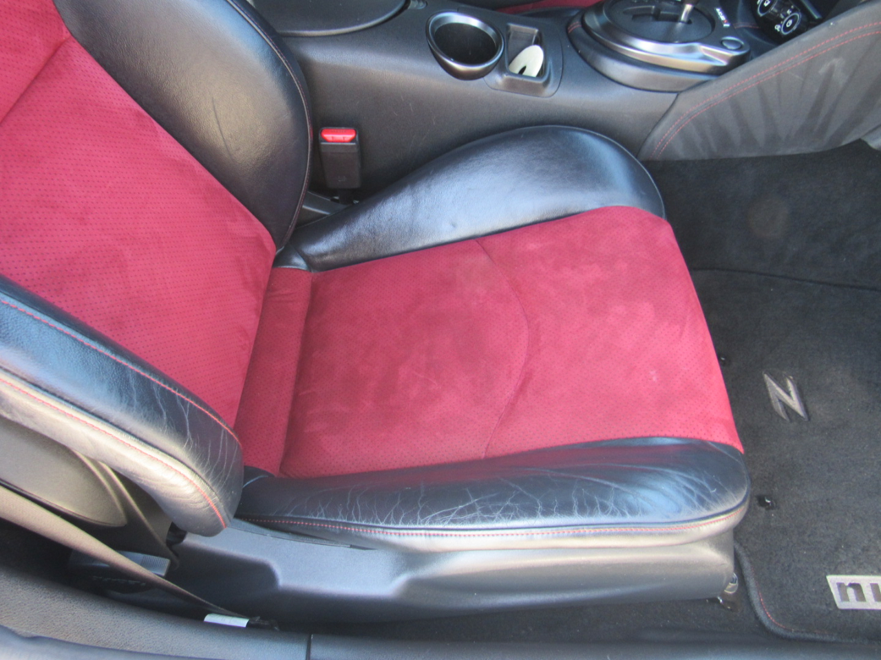 Nissan 370Z 2dr Cpe Auto NISMO Tech 2016