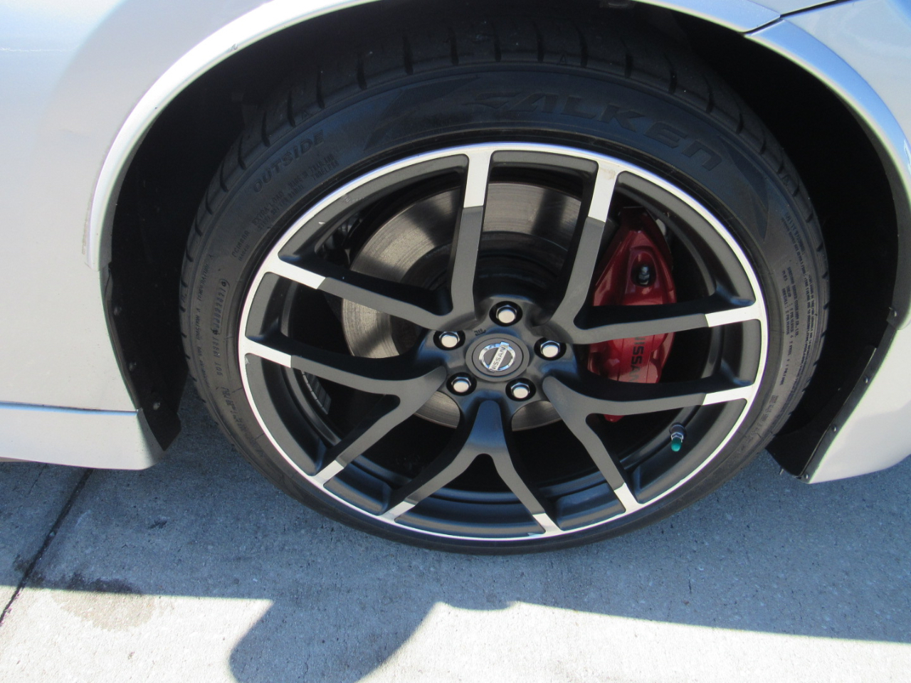 Nissan 370Z 2dr Cpe Auto NISMO Tech 2016