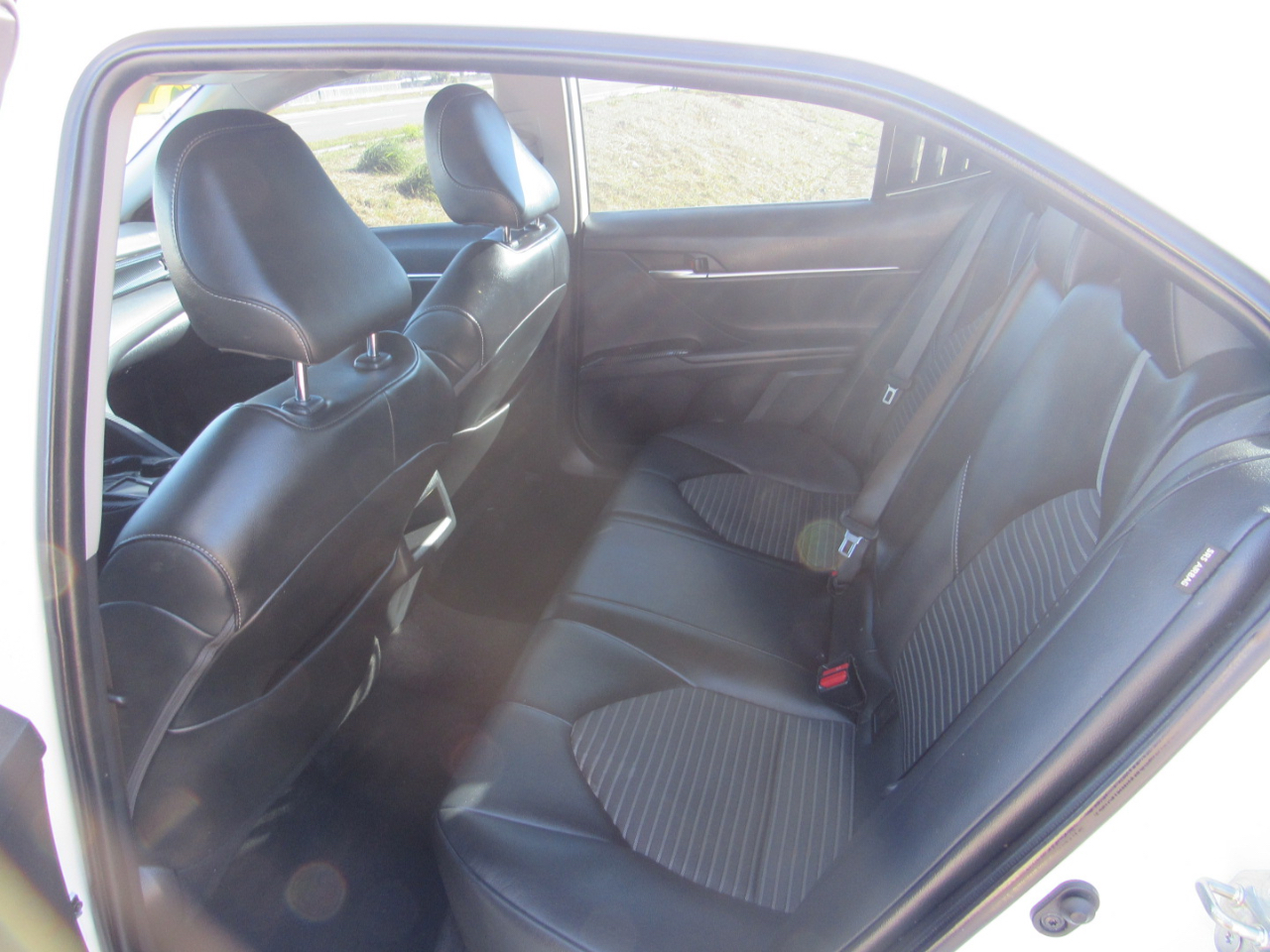 Toyota Camry SE Auto (Natl) 2021