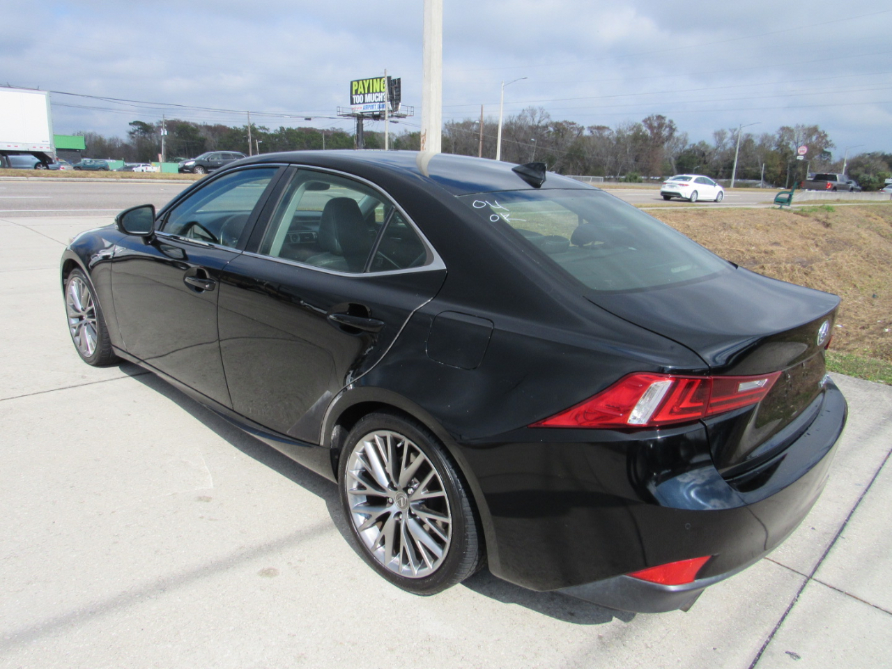 Lexus IS 250 4dr Sport Sdn RWD 2015