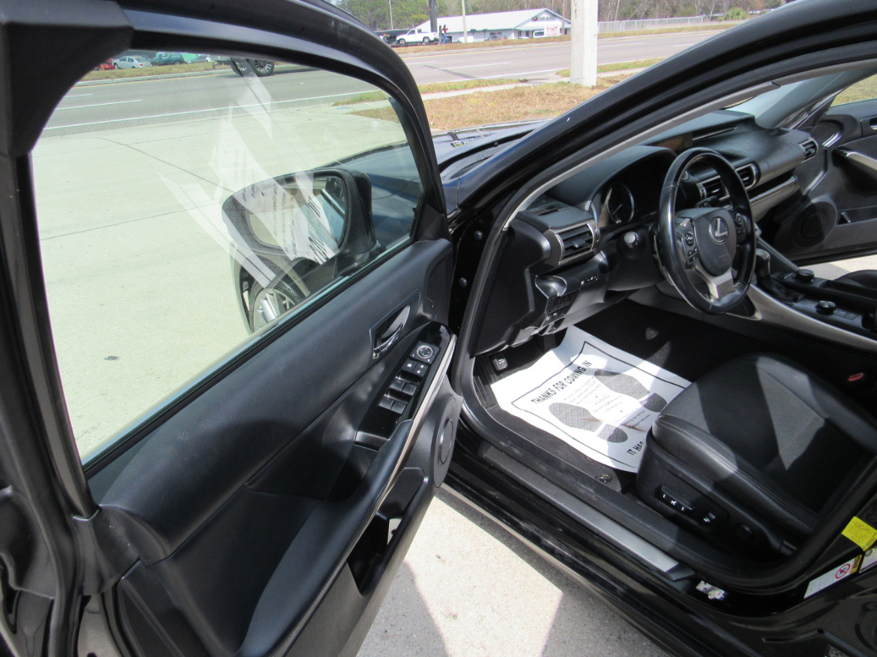 Lexus IS 250 4dr Sport Sdn RWD 2015