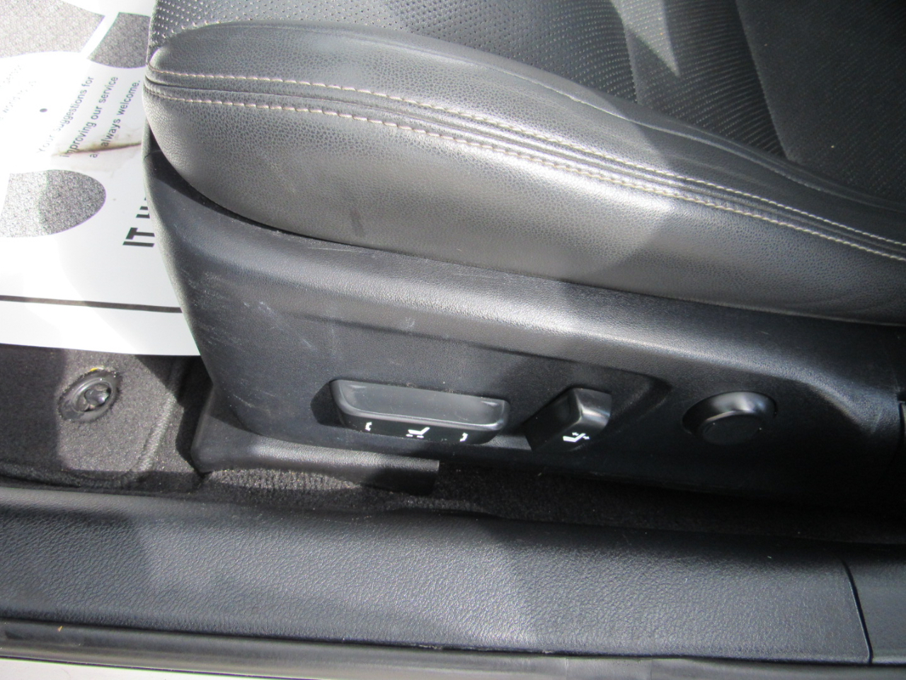 Lexus IS 250 4dr Sport Sdn RWD 2015