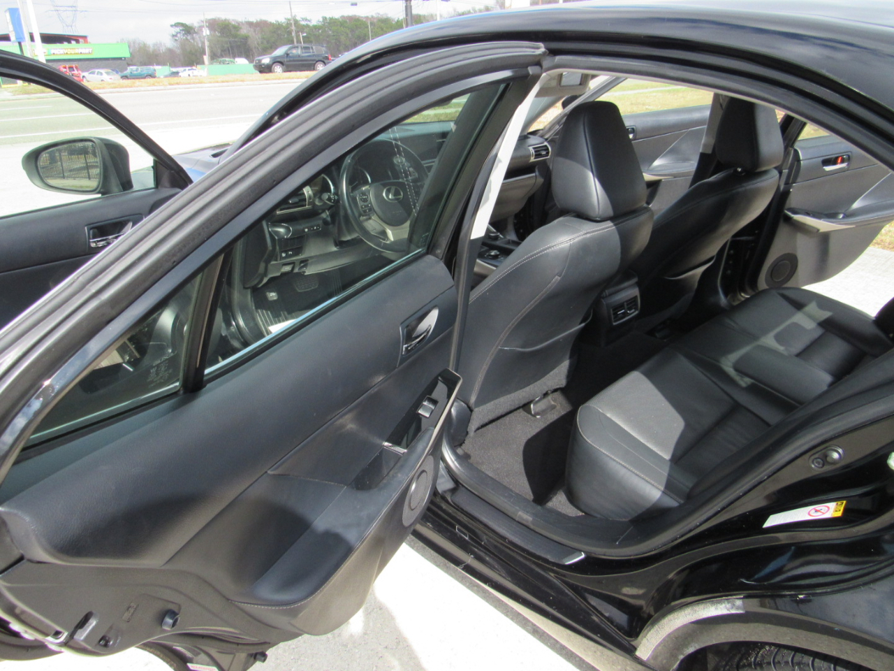 Lexus IS 250 4dr Sport Sdn RWD 2015