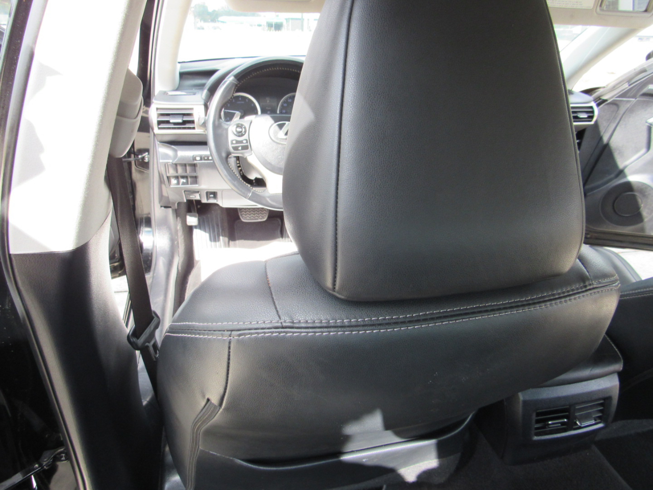 Lexus IS 250 4dr Sport Sdn RWD 2015