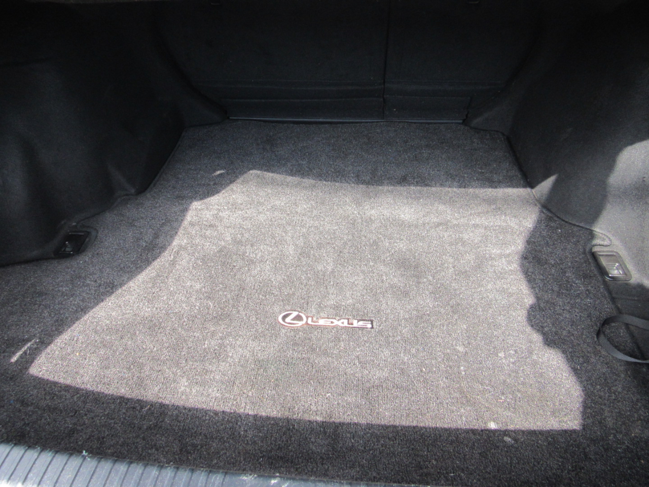 Lexus IS 250 4dr Sport Sdn RWD 2015