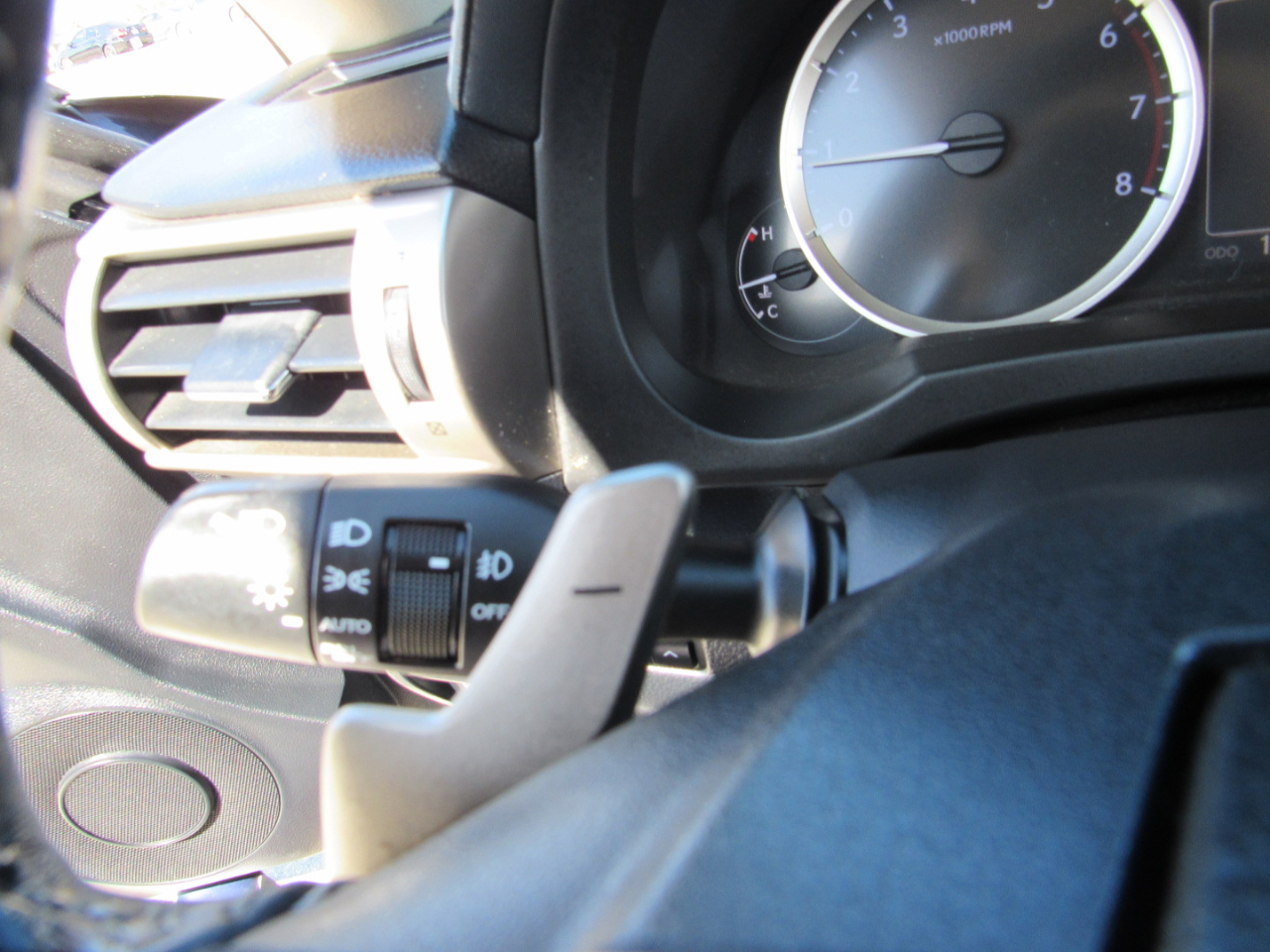 Lexus IS 200t 4dr Sdn 2016