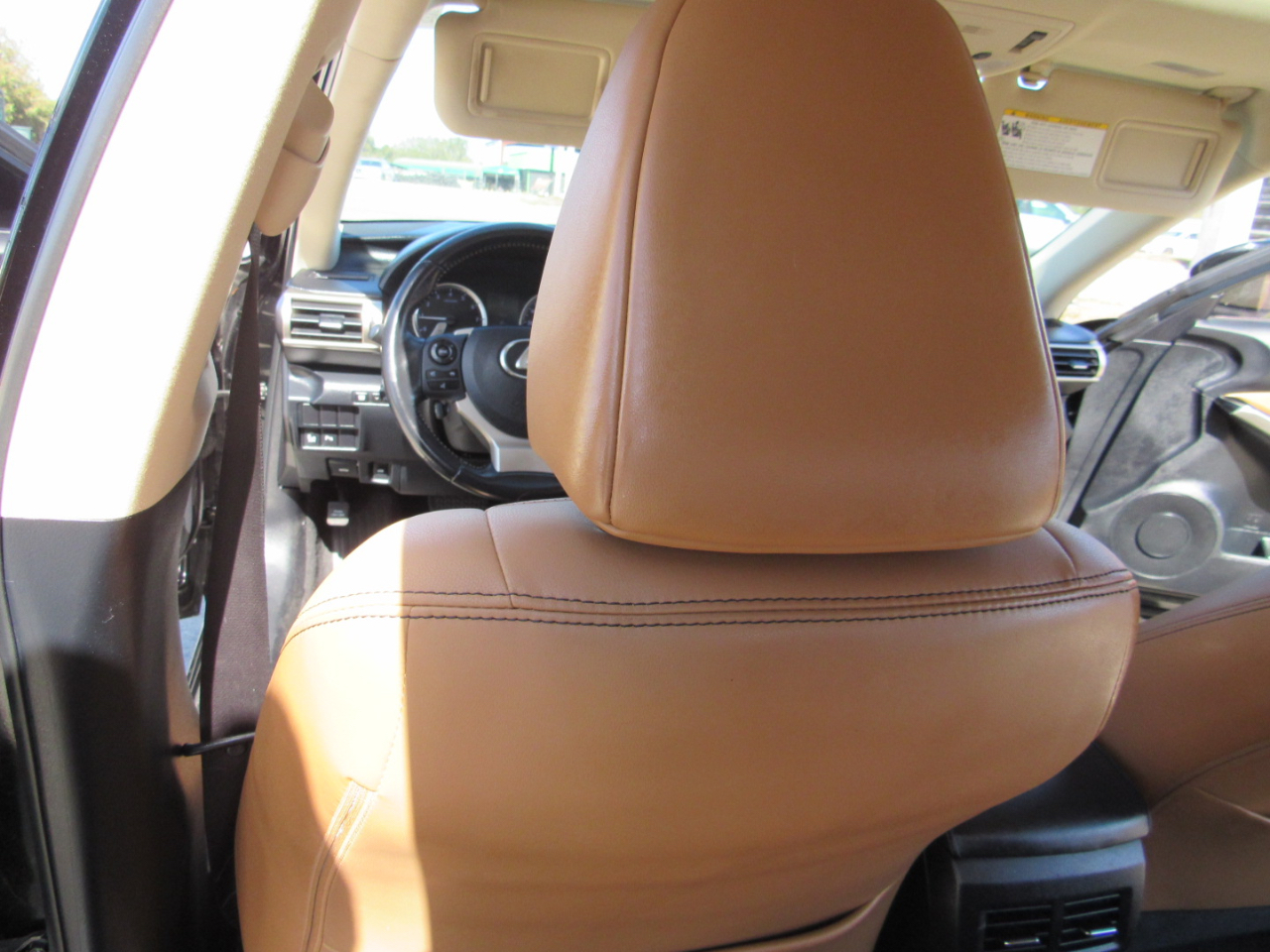 Lexus IS 200t 4dr Sdn 2016