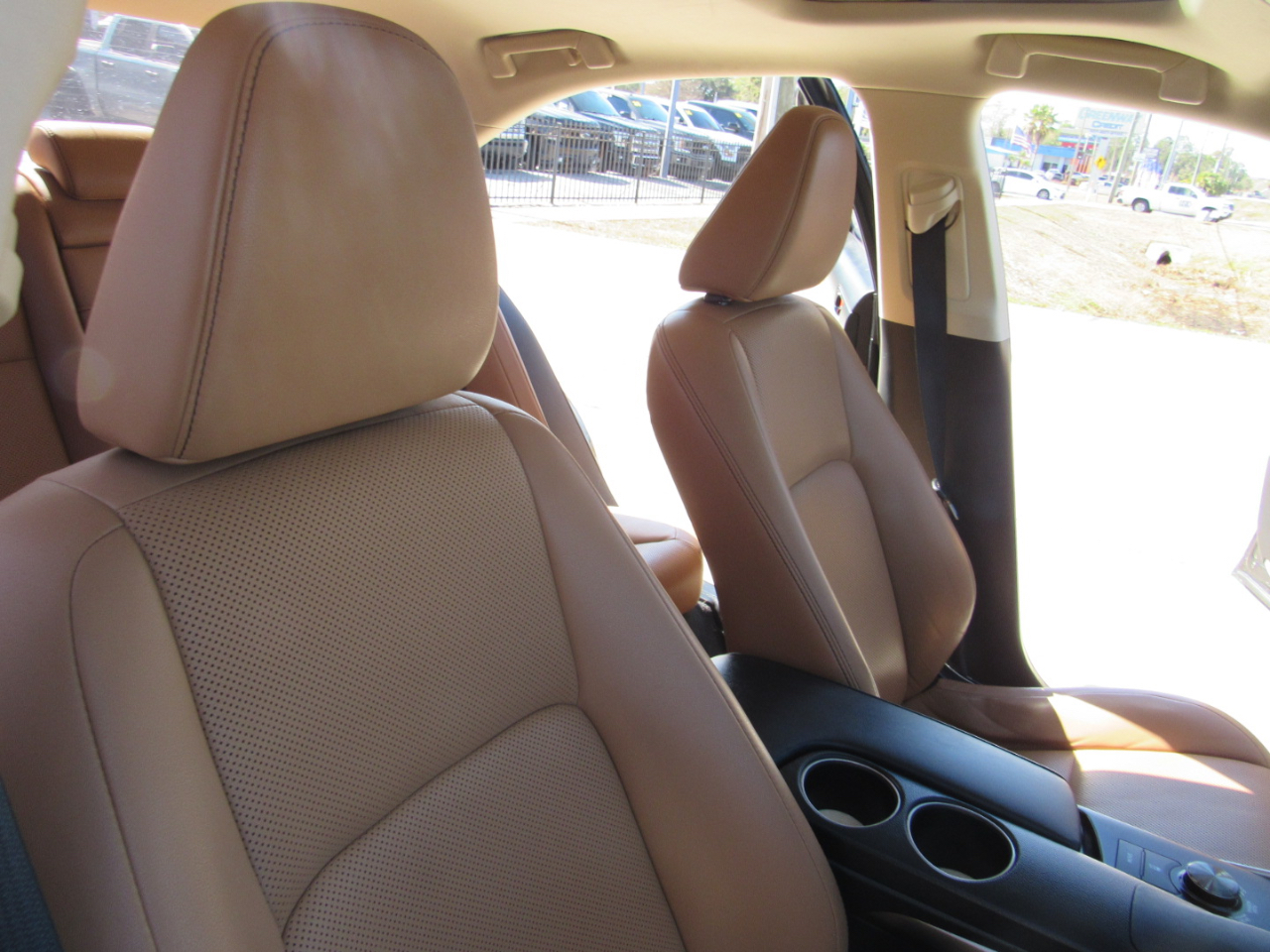 Lexus IS 200t 4dr Sdn 2016