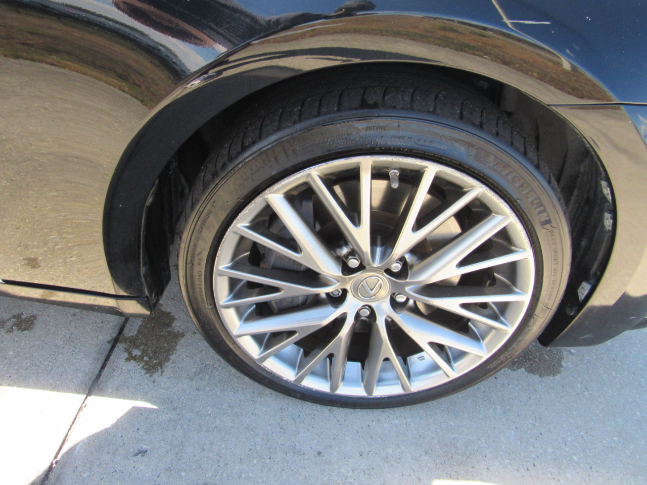 Lexus IS 200t 4dr Sdn 2016