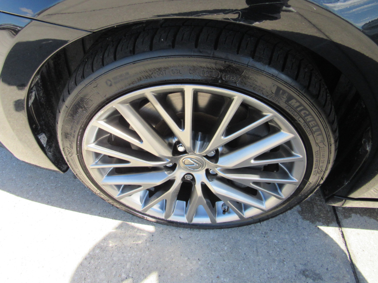 Lexus IS 200t 4dr Sdn 2016