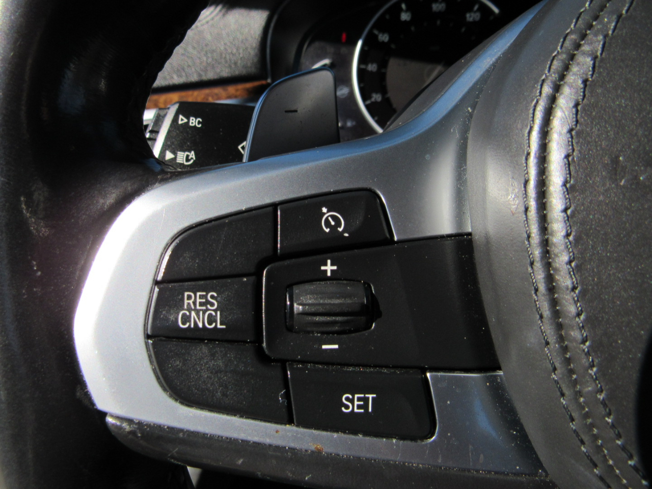 BMW 5 Series 540i Sedan 2017