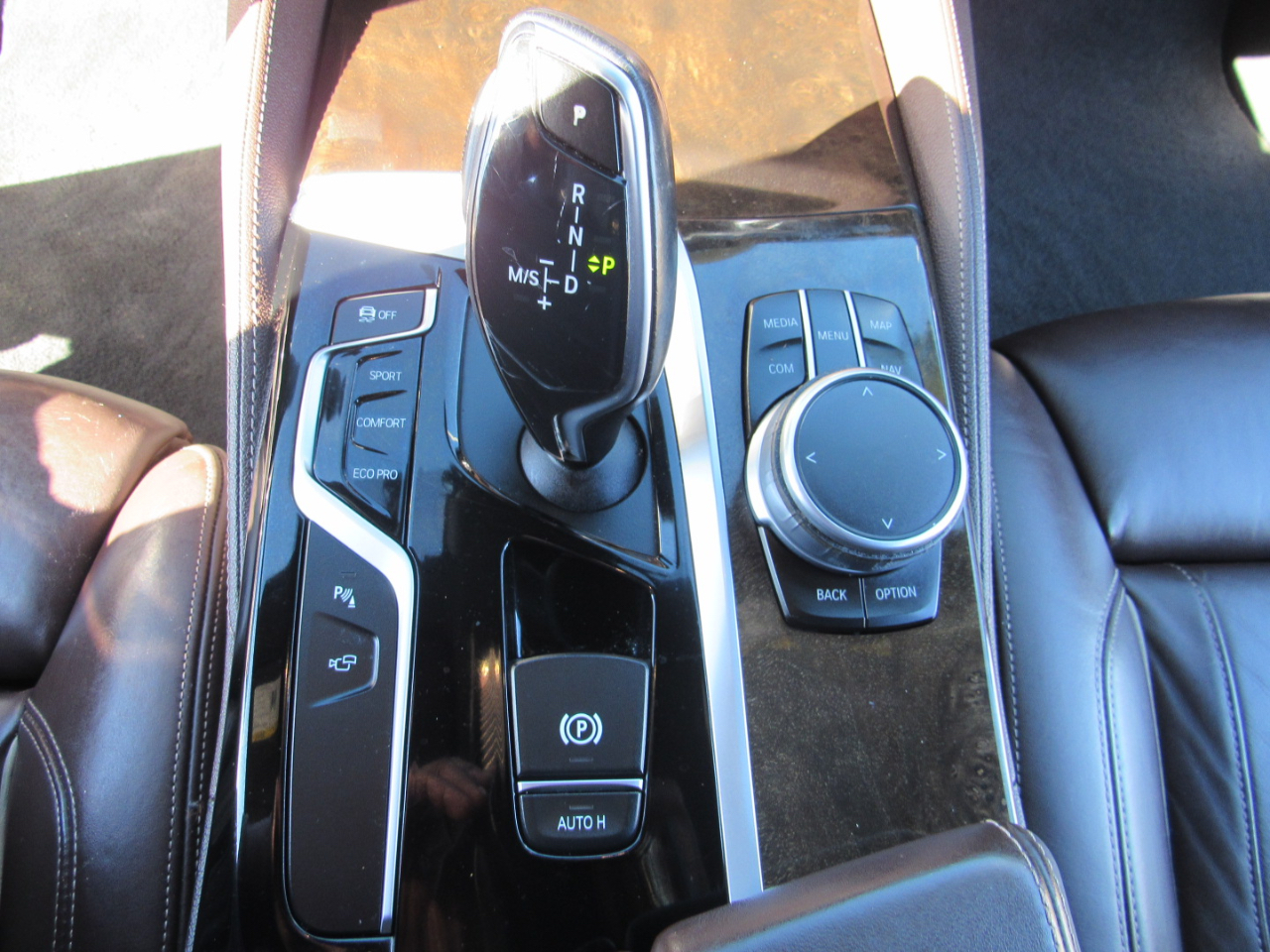 BMW 5 Series 540i Sedan 2017