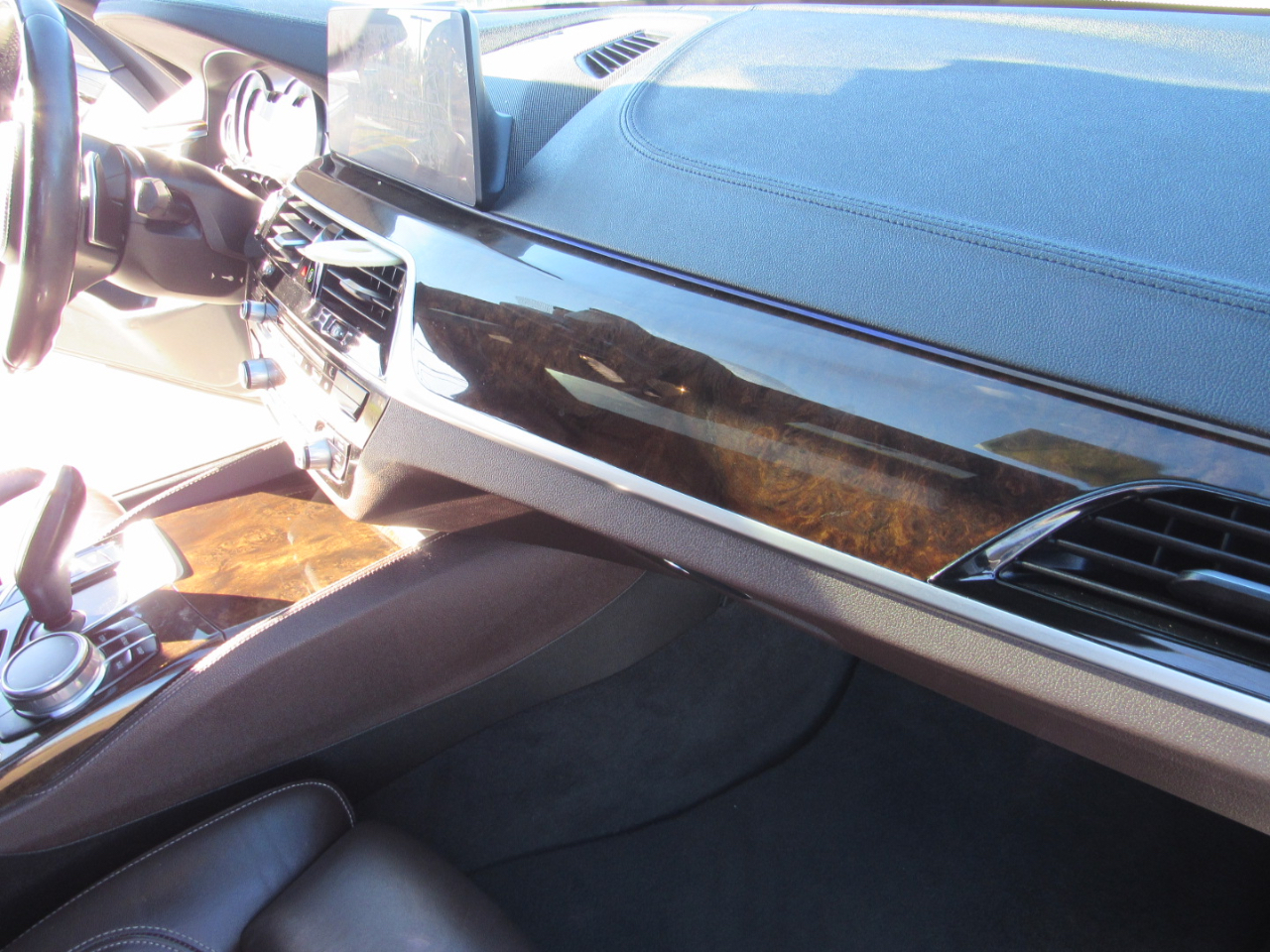 BMW 5 Series 540i Sedan 2017