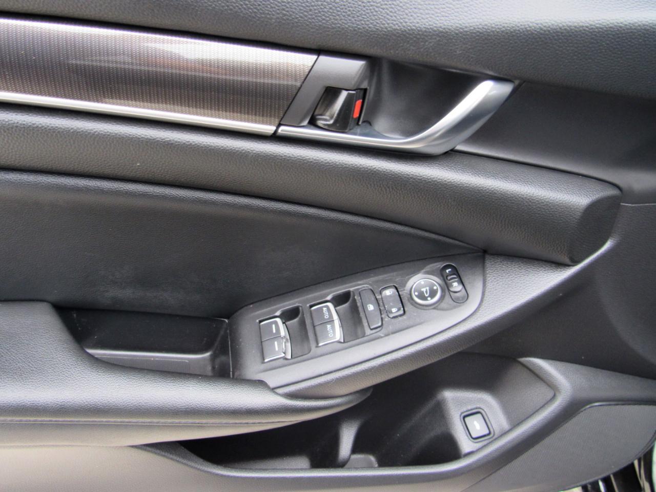 Honda Accord Sedan Sport SE 1.5T CVT 2022