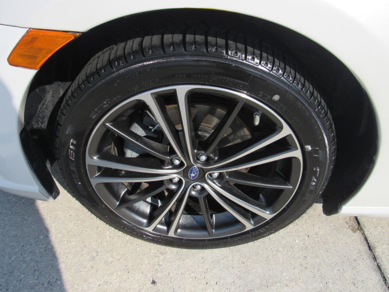 Subaru BRZ 2dr Cpe Premium Man 2013