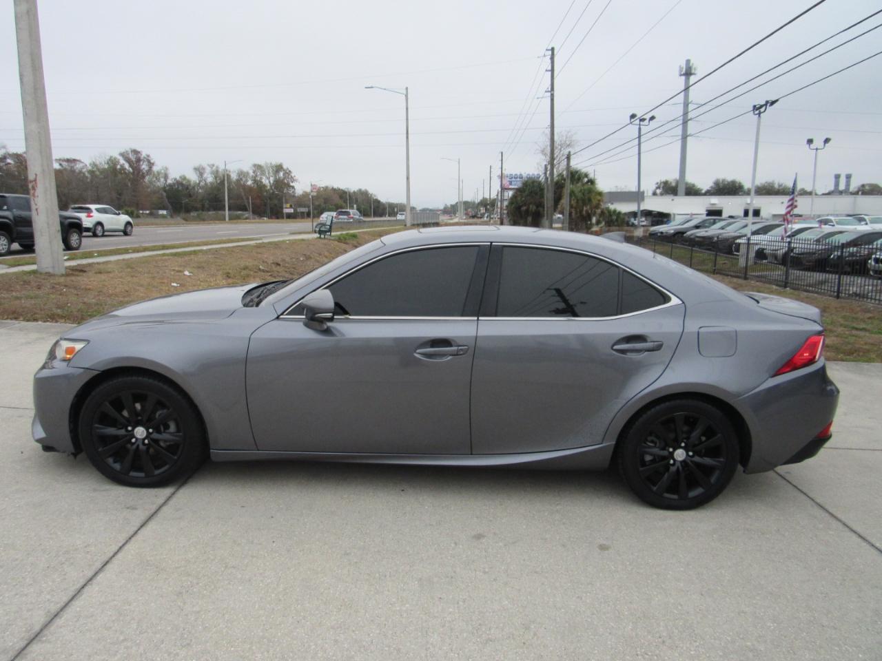 Lexus IS 250 4dr Sport Sdn RWD 2015
