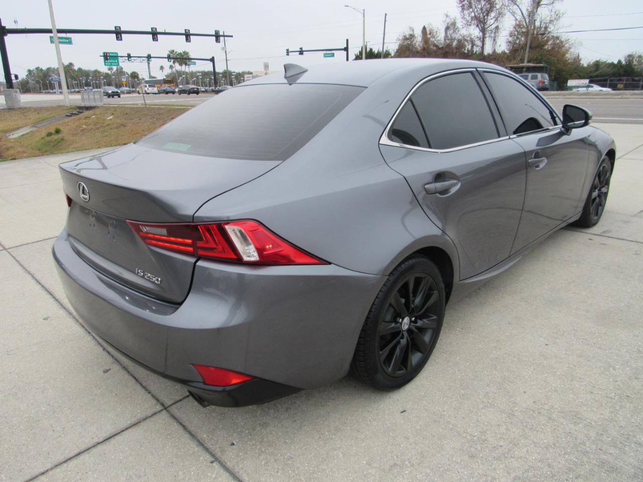 Lexus IS 250 4dr Sport Sdn RWD 2015