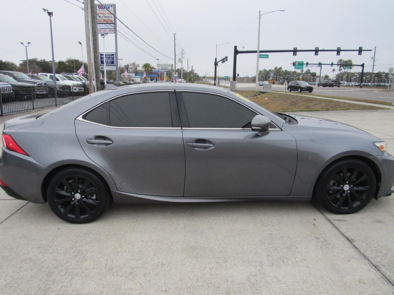 Lexus IS 250 4dr Sport Sdn RWD 2015