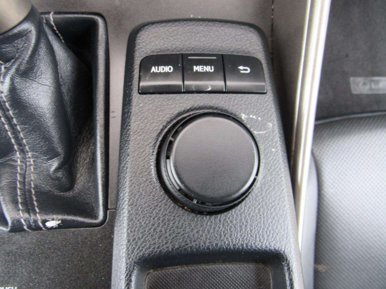 Lexus IS 250 4dr Sport Sdn RWD 2015