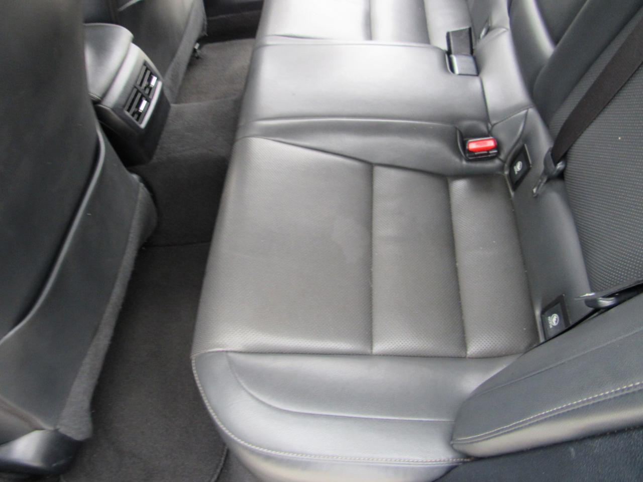 Lexus IS 250 4dr Sport Sdn RWD 2015