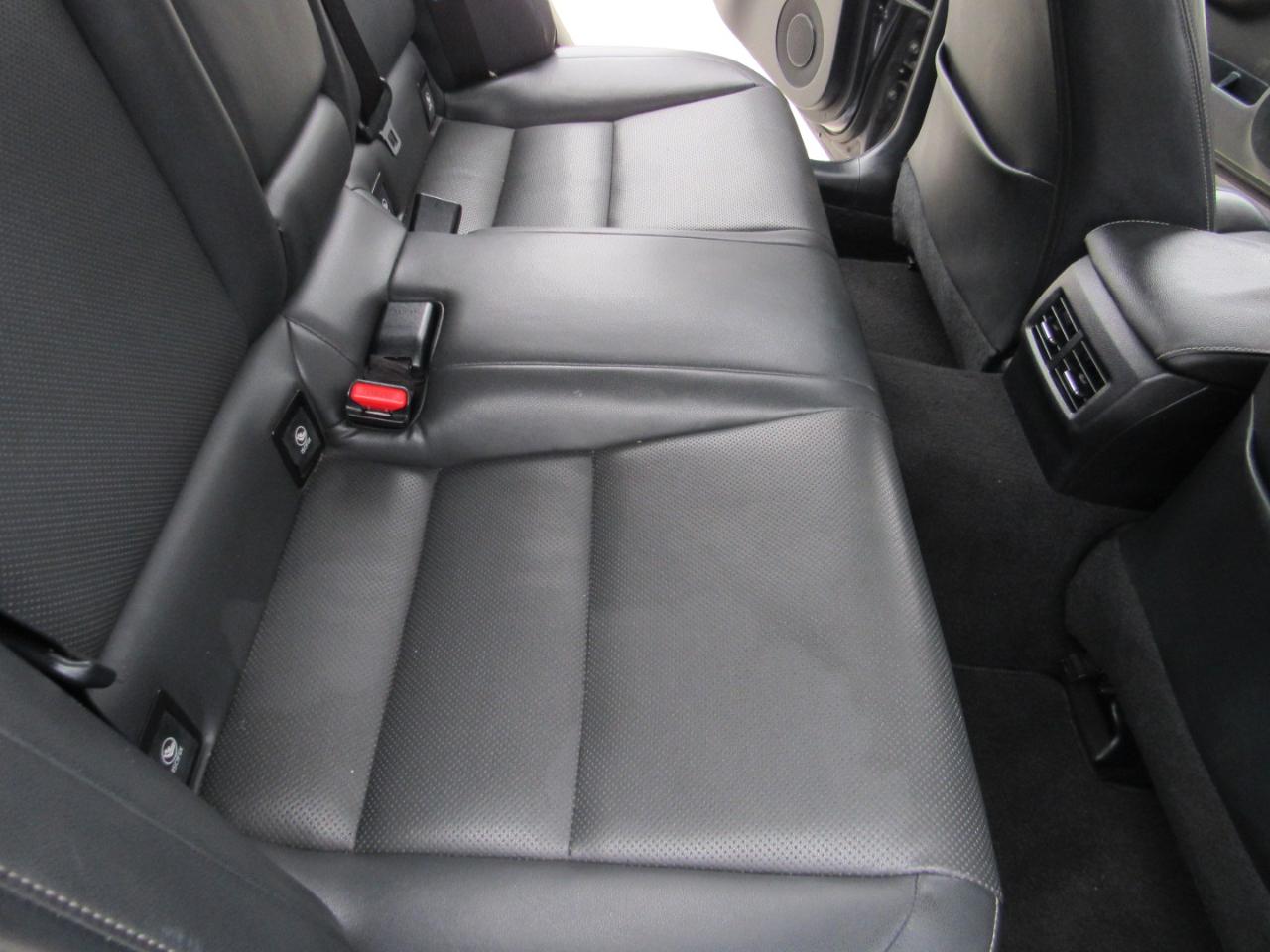 Lexus IS 250 4dr Sport Sdn RWD 2015