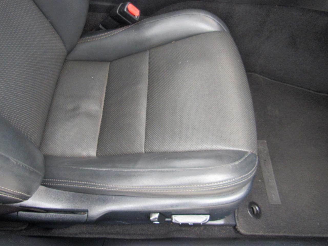 Lexus IS 250 4dr Sport Sdn RWD 2015