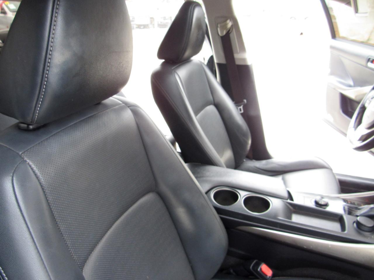 Lexus IS 250 4dr Sport Sdn RWD 2015