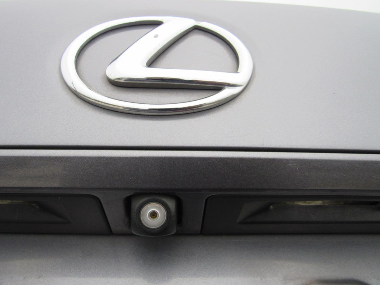 Lexus IS 250 4dr Sport Sdn RWD 2015