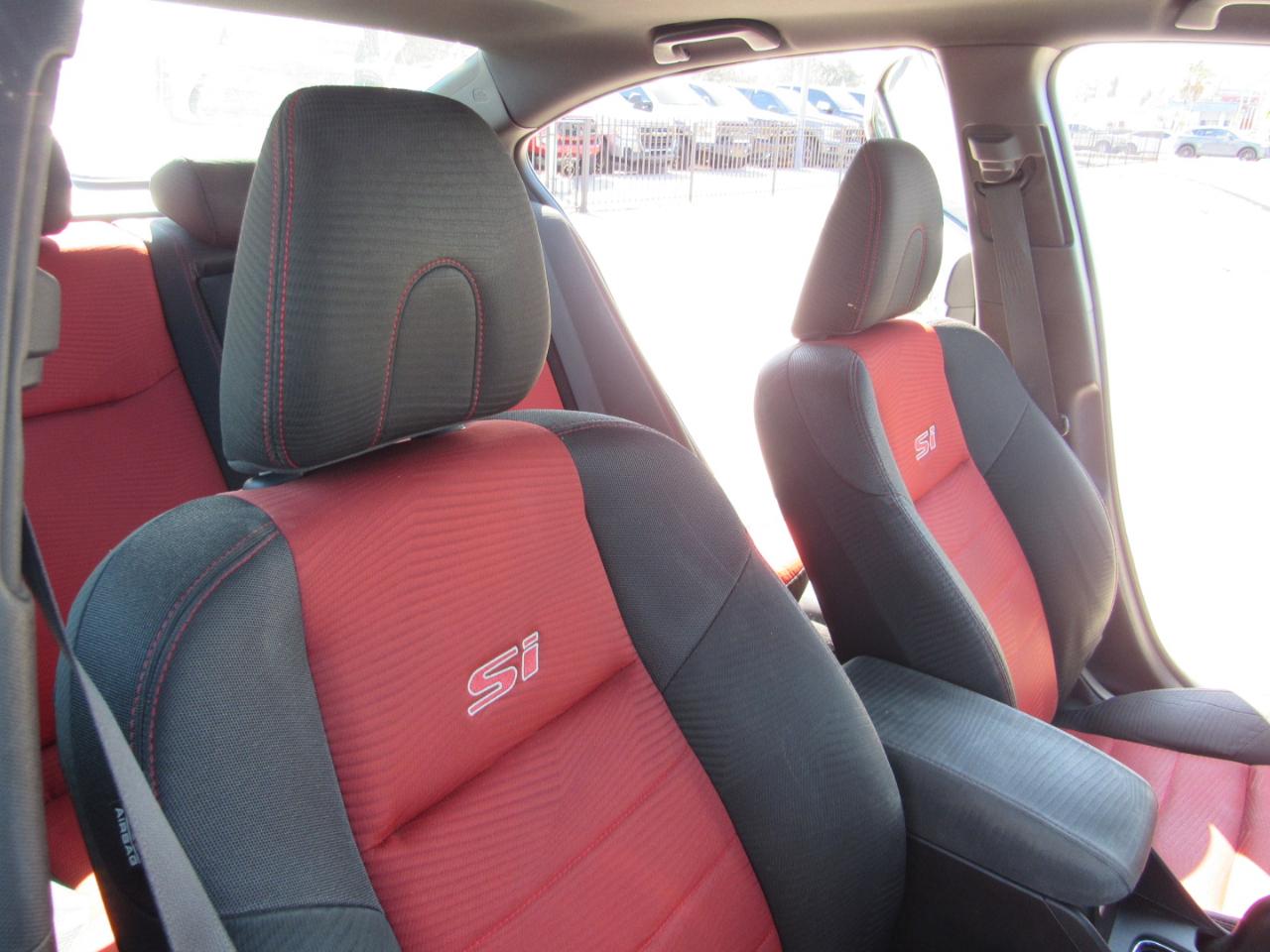 Honda Civic Sedan 4dr Man Si 2015