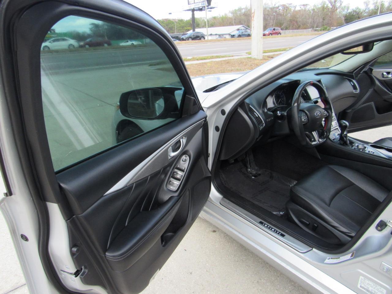 Infiniti Q50 4dr Sdn Premium AWD 2014