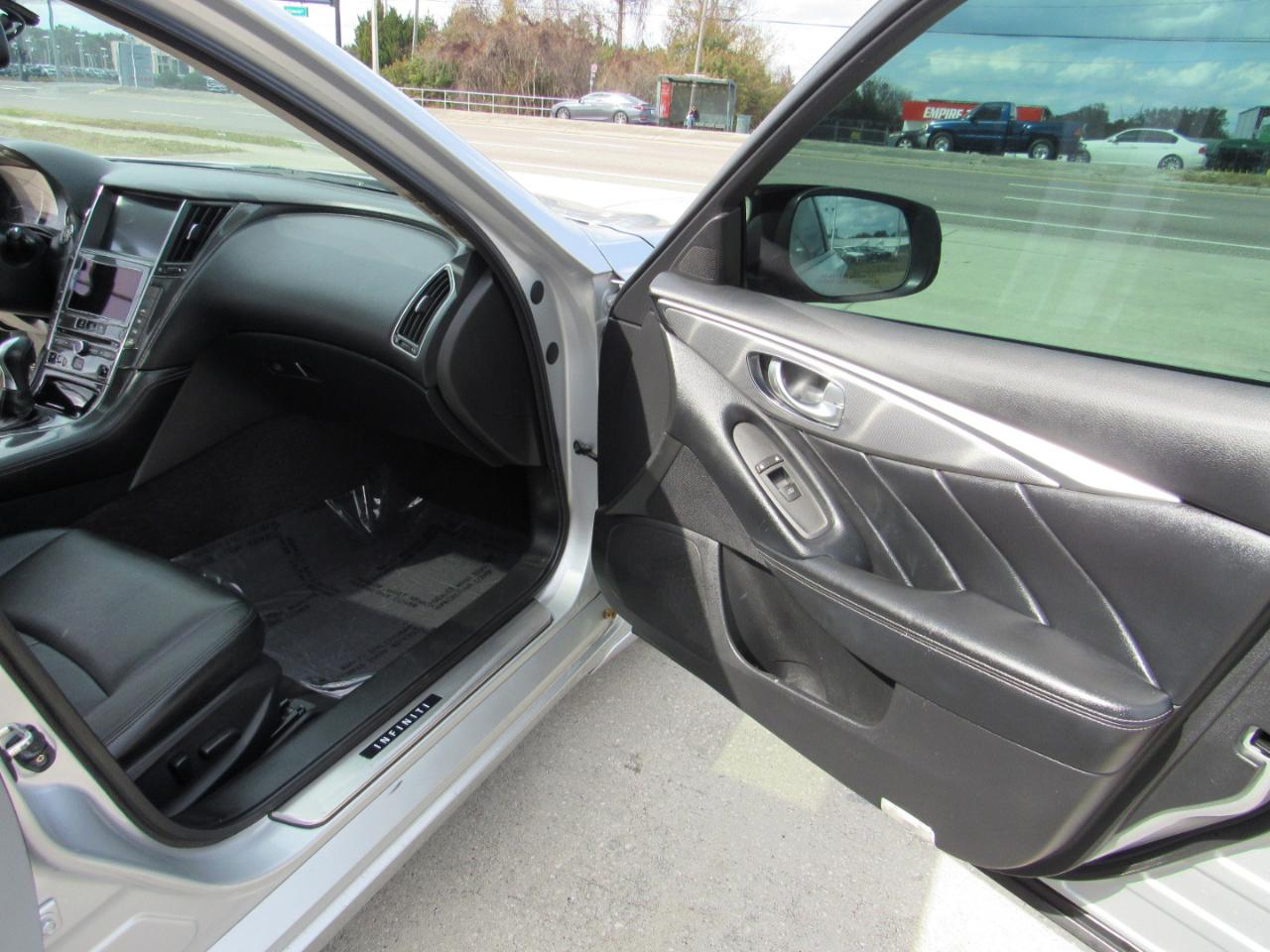 Infiniti Q50 4dr Sdn Premium AWD 2014