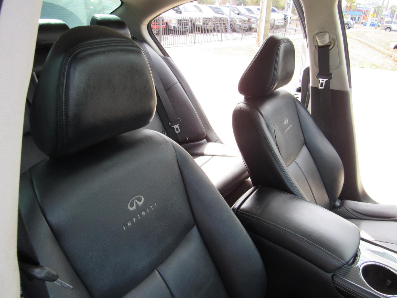 Infiniti Q50 4dr Sdn Premium AWD 2014