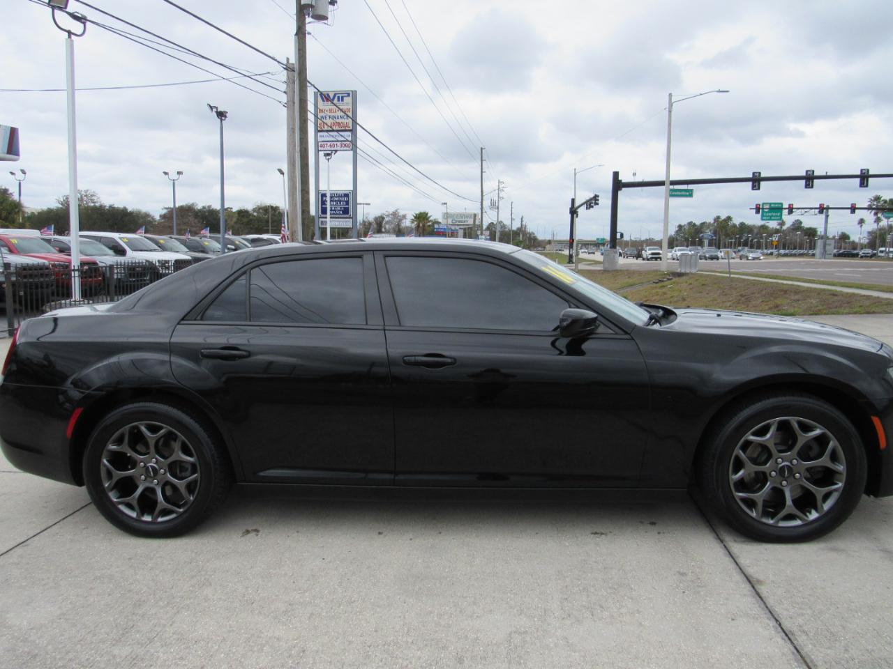 Chrysler 300 4dr Sdn 300S AWD 2016