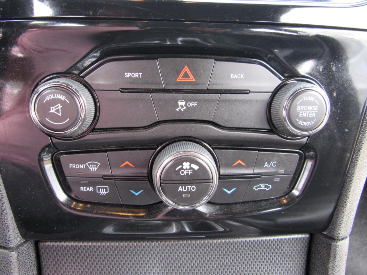 Chrysler 300 4dr Sdn 300S AWD 2016