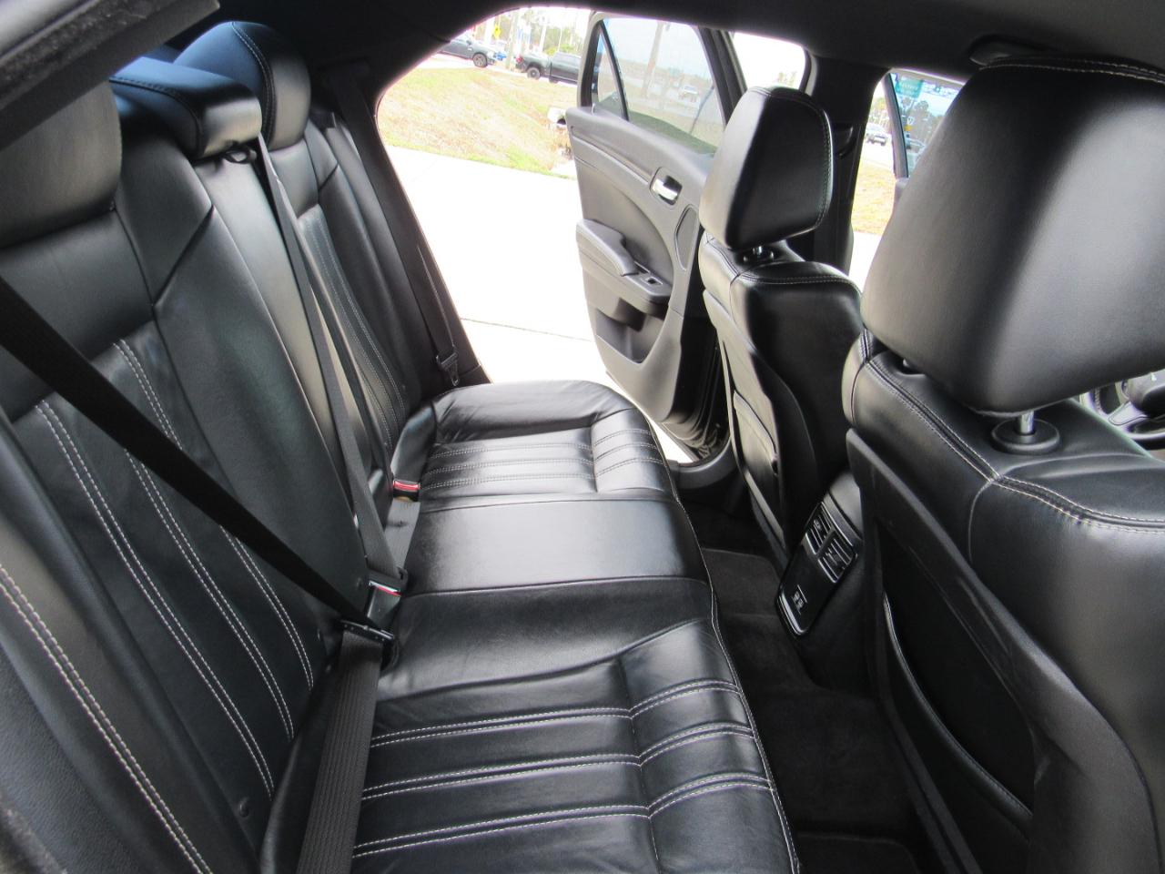 Chrysler 300 4dr Sdn 300S AWD 2016