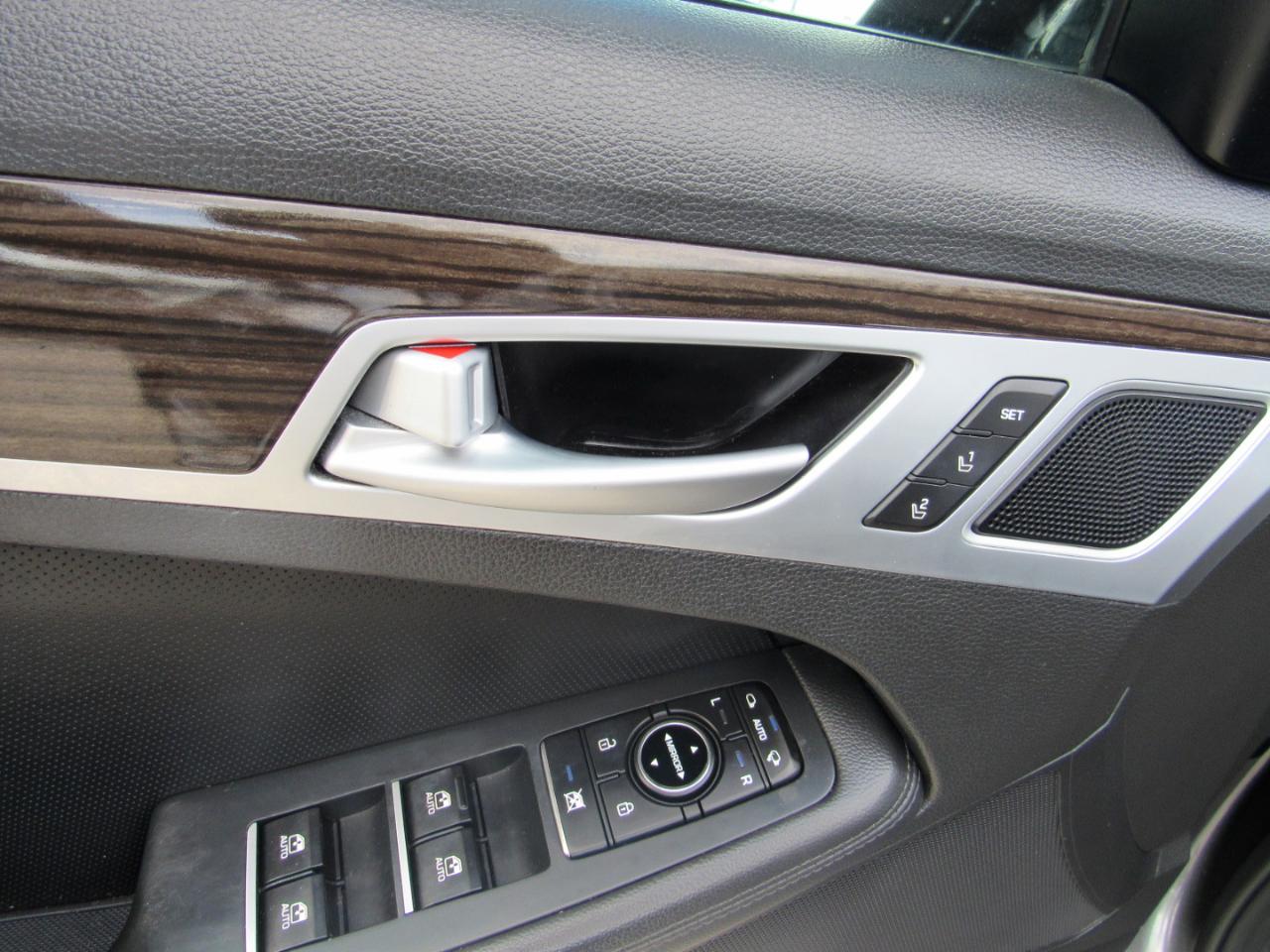 Genesis G80 3.8L RWD 2018