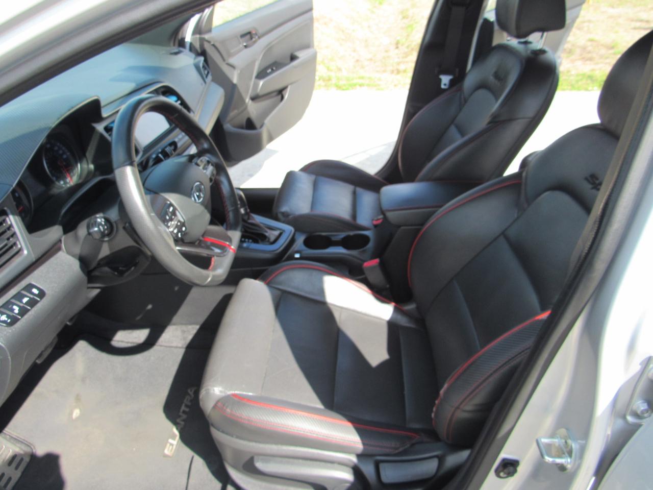 Hyundai Elantra Sport DCT 2019