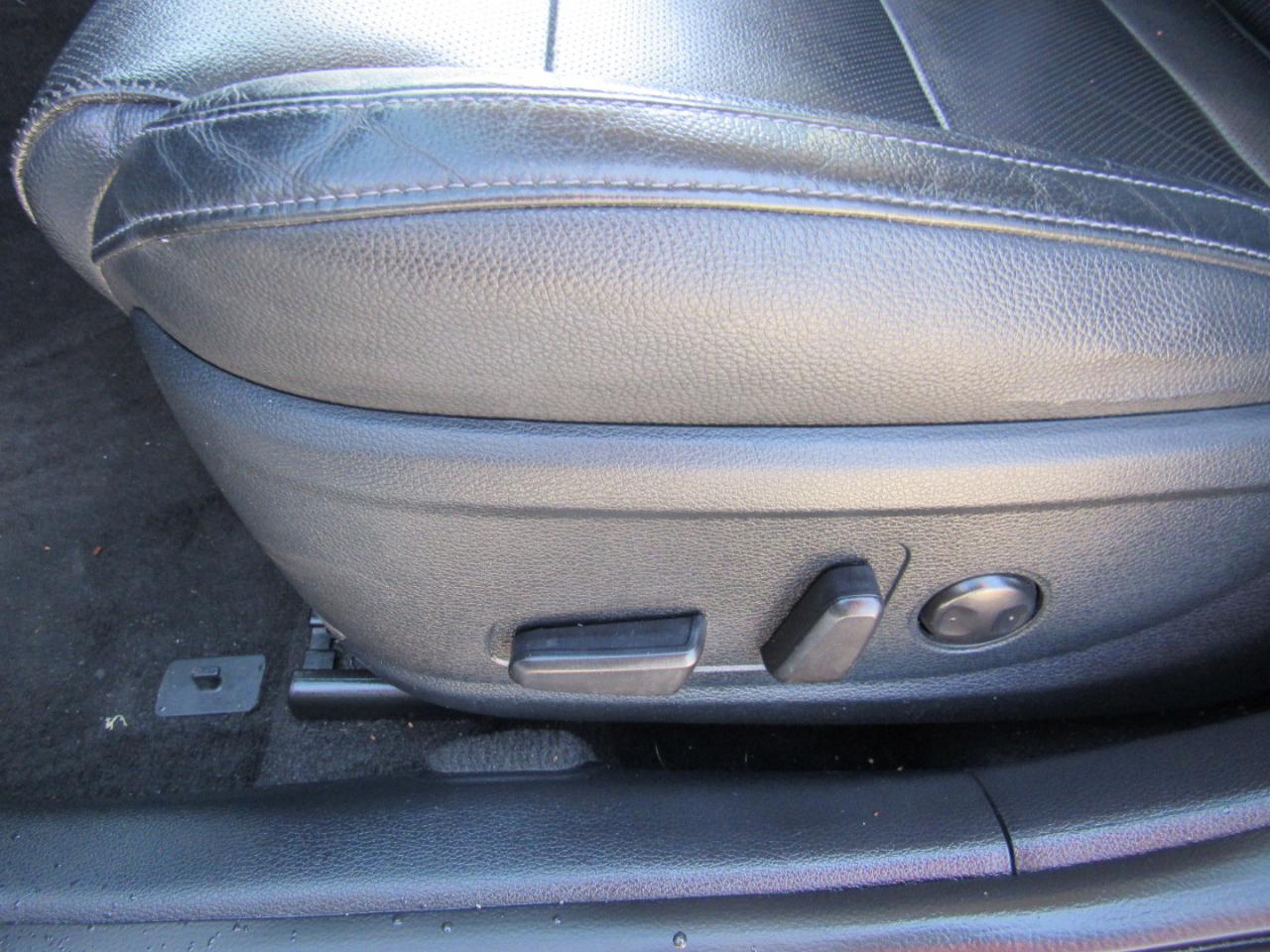 Kia Cadenza Premium Sedan 2017