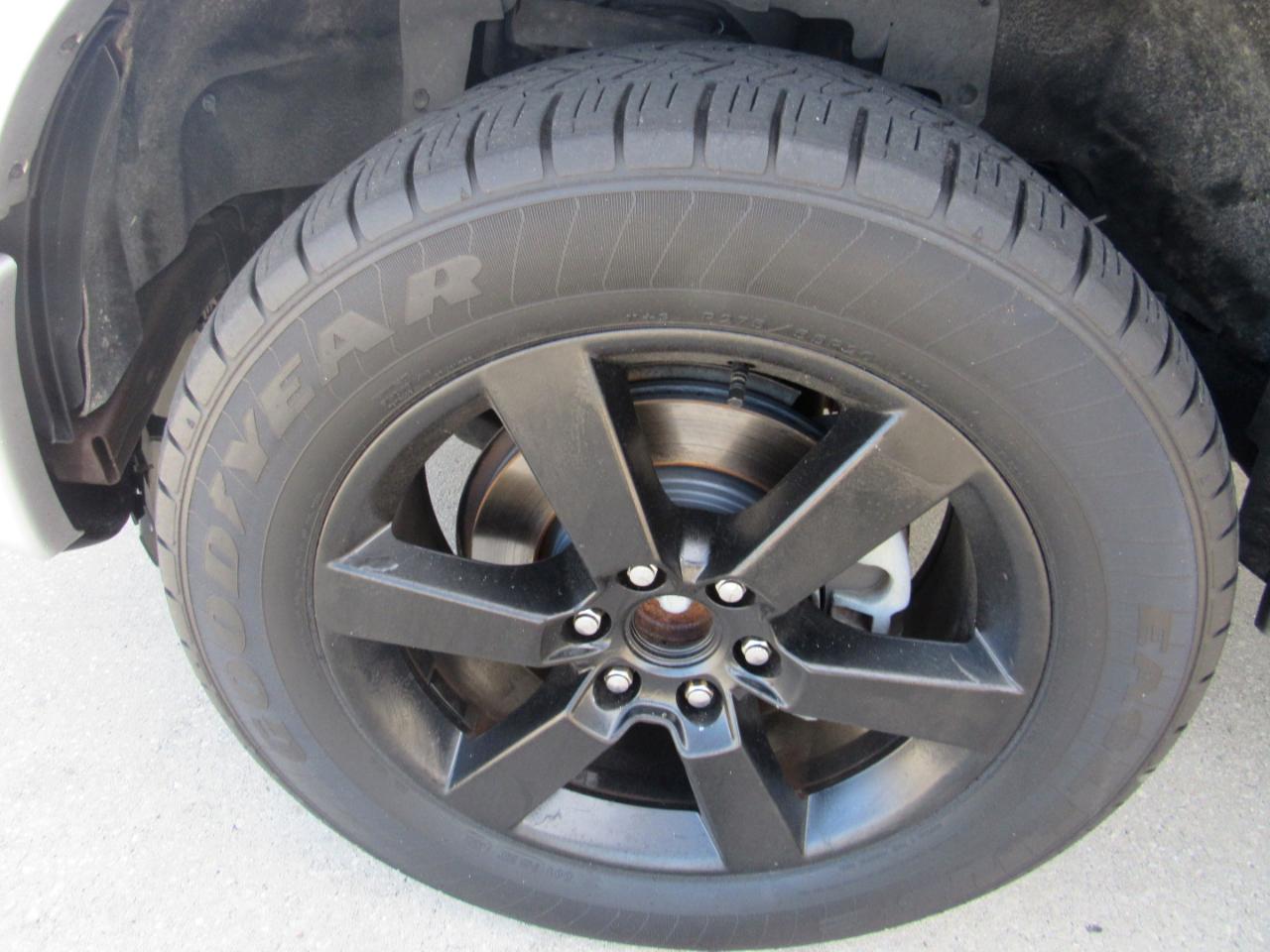 Ford F-150 4WD SuperCrew 145" Lariat 2015