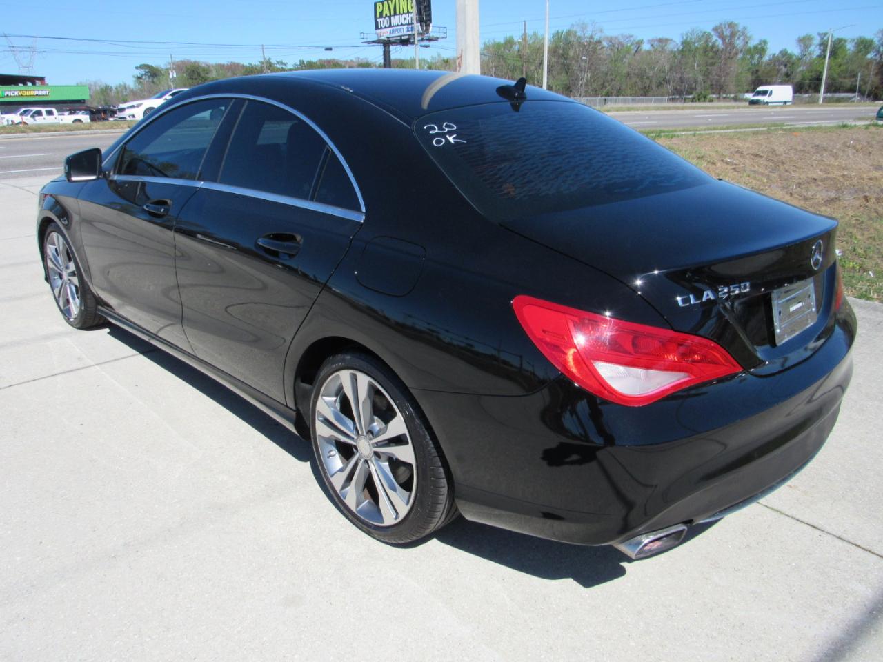 Mercedes-Benz CLA 4dr Sdn CLA 250 FWD 2016