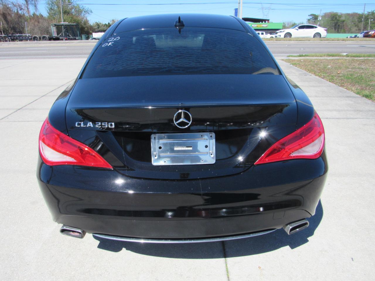 Mercedes-Benz CLA 4dr Sdn CLA 250 FWD 2016