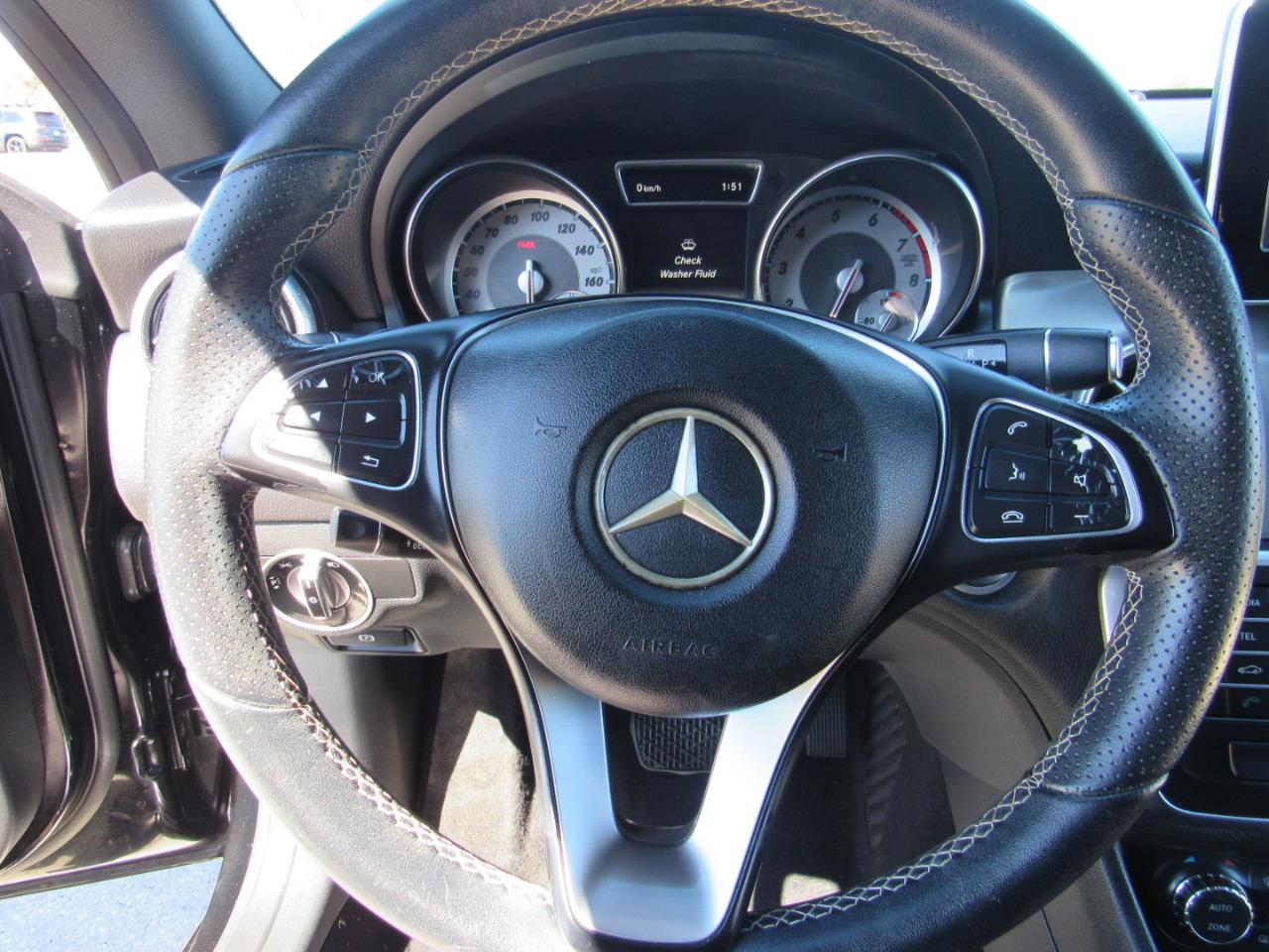 Mercedes-Benz CLA 4dr Sdn CLA 250 FWD 2016