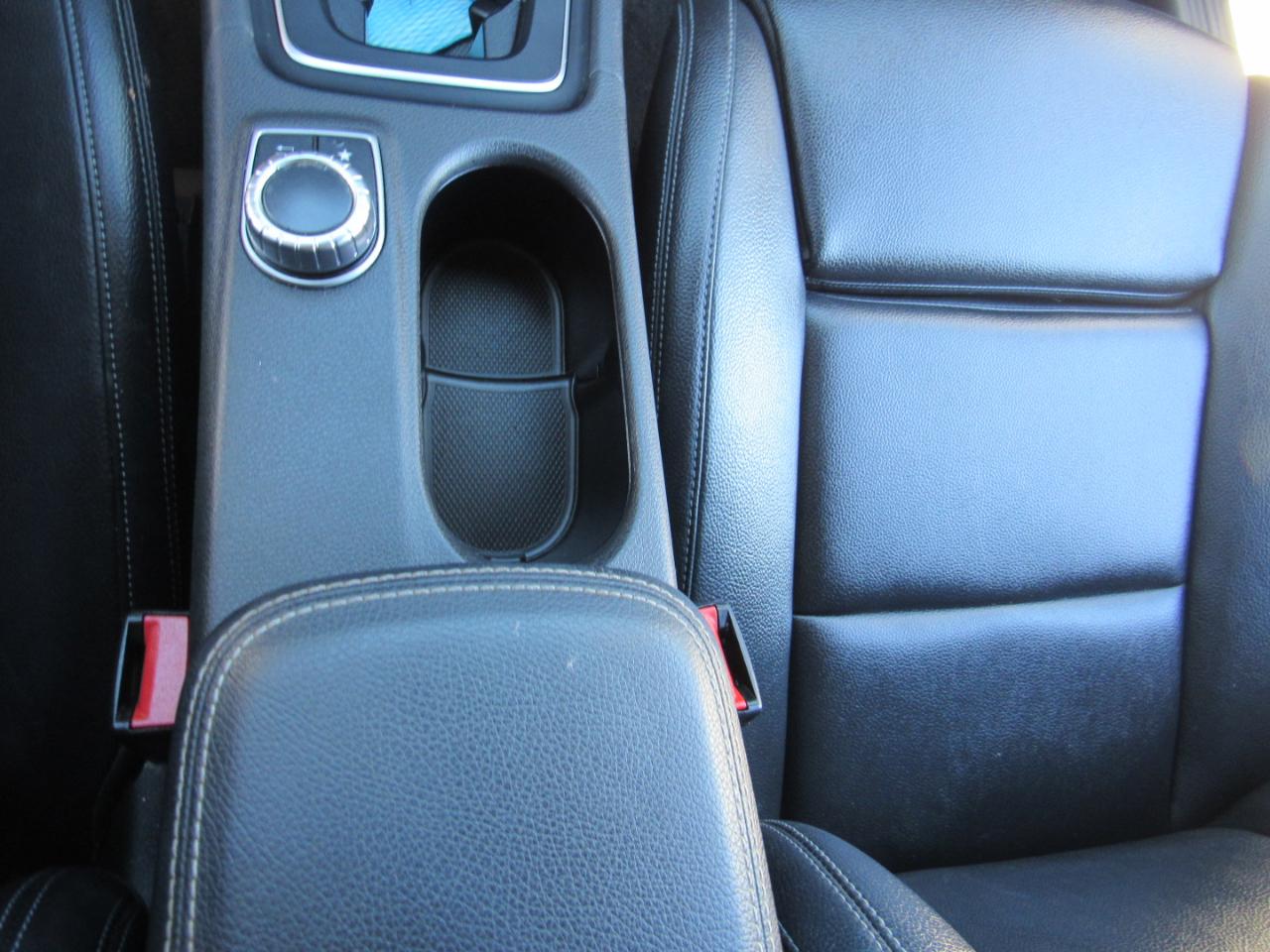 Mercedes-Benz CLA 4dr Sdn CLA 250 FWD 2016